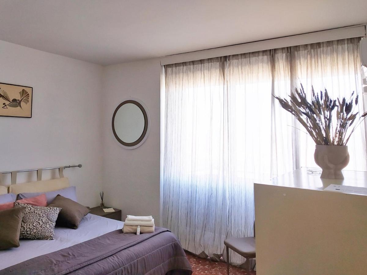 "Vacanze Romane" Stazione Tiburtina, Appartamento Tre Camere Da Letto 5 Posti Letto Eksteriør bilde