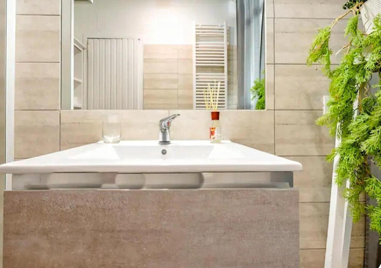 "Vacanze Romane" Stazione Tiburtina, Appartamento Tre Camere Da Letto 5 Posti Letto Eksteriør bilde