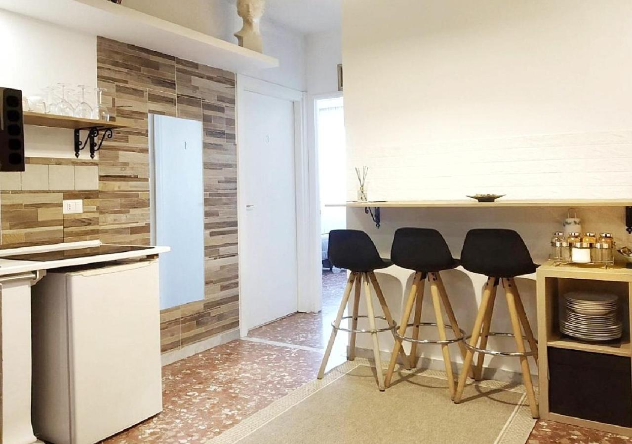"Vacanze Romane" Stazione Tiburtina, Appartamento Tre Camere Da Letto 5 Posti Letto Eksteriør bilde